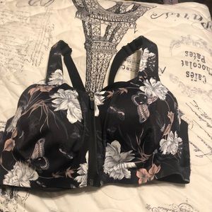 Victoria Secret Front Zip Bra